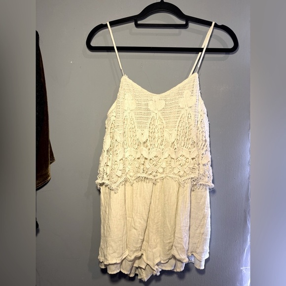 American Eagle Cream Lace Romper, fits medium comfortably - Picture 1 of 4